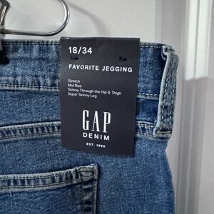 GAP Classic Blue Denim Jeggings